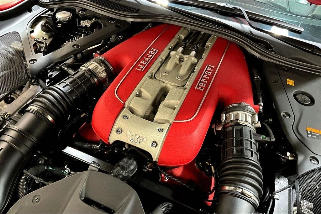 2020 Ferrari 812 Superfast - Image 25 of 30