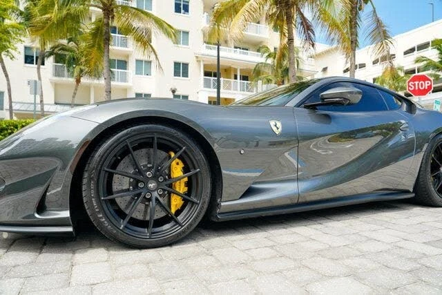 2020 Ferrari 812 Superfast - Image 13 of 31