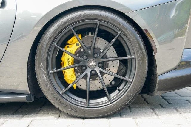 2020 Ferrari 812 Superfast - Image 18 of 31