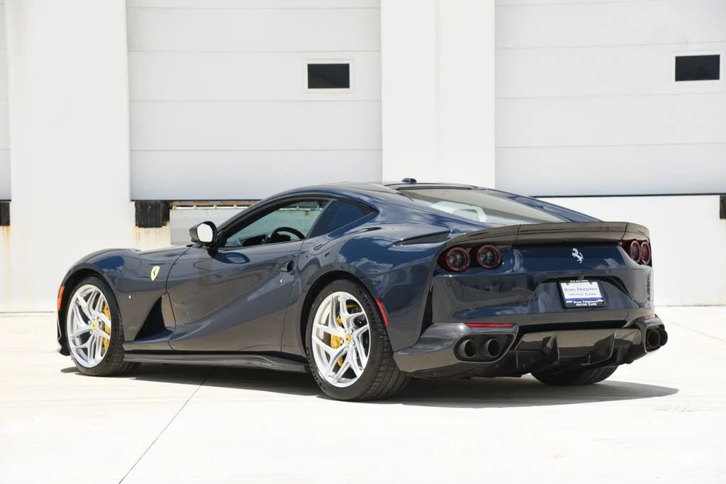 2020 Ferrari 812 Superfast - Image 14 of 31