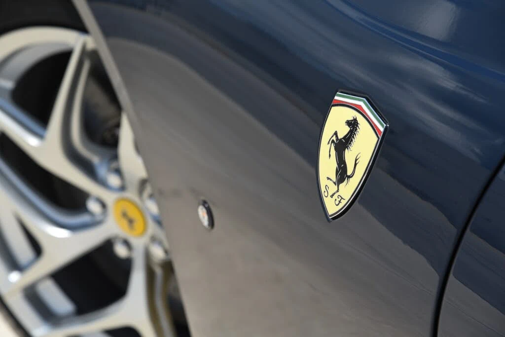 2020 Ferrari 812 Superfast - Image 19 of 31