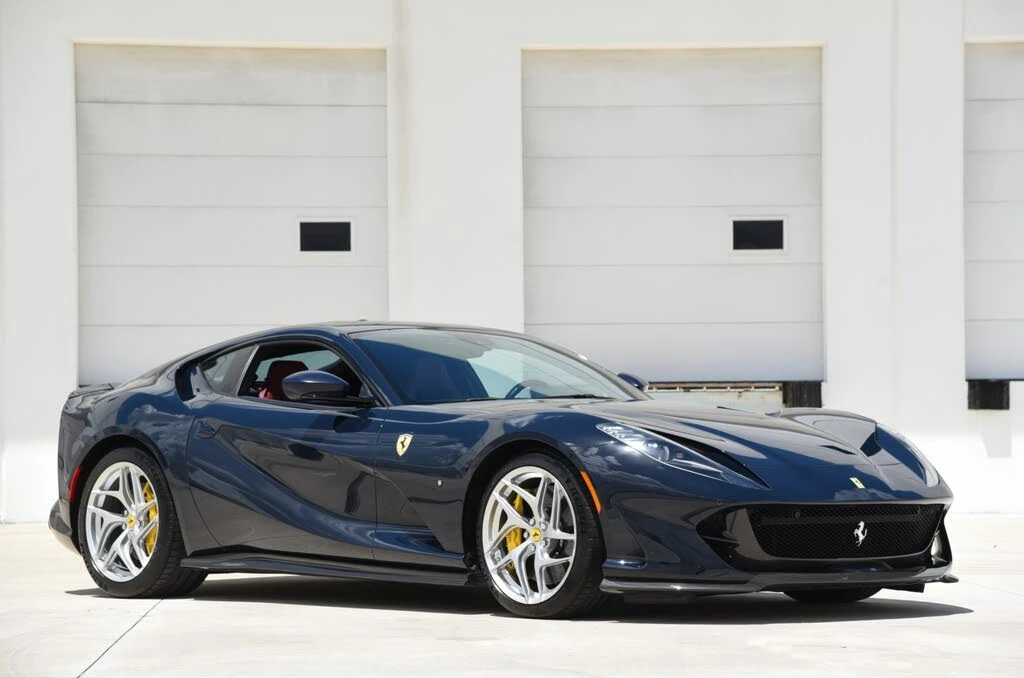 2020 Ferrari 812 Superfast - Image 2 of 31