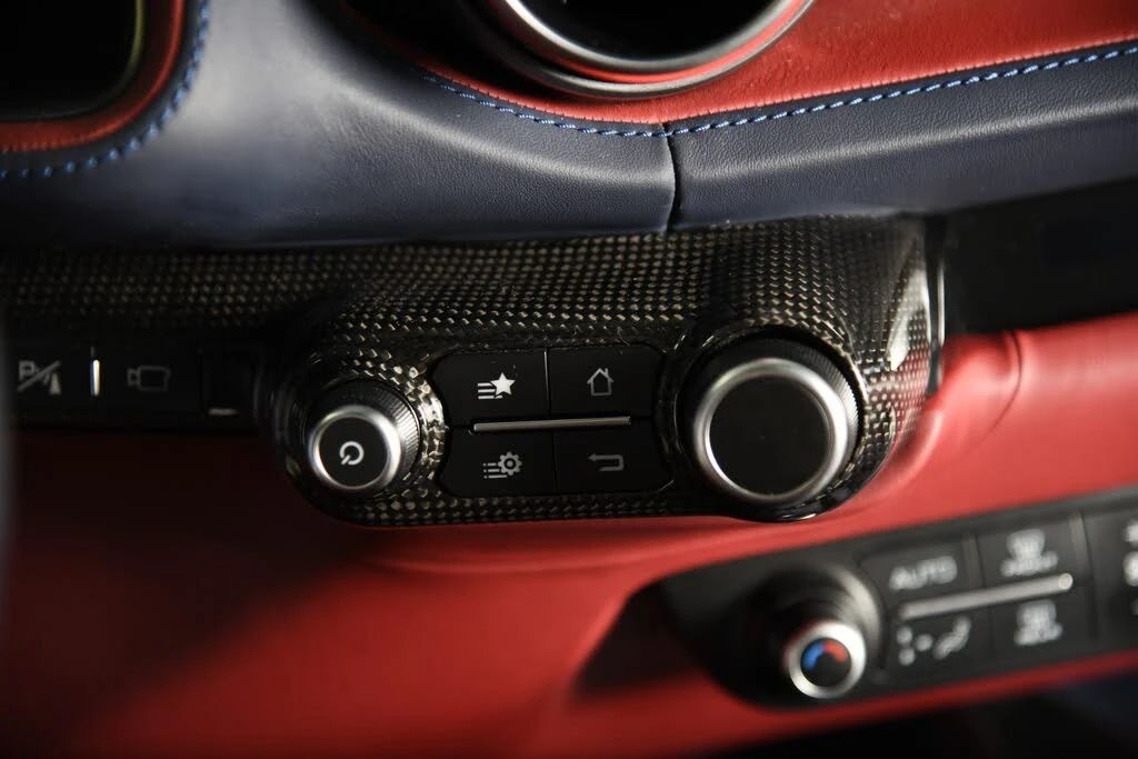 2020 Ferrari 812 Superfast - Image 30 of 31