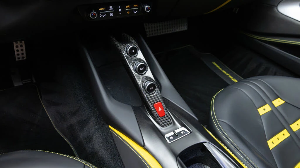 2020 Ferrari 812 Superfast - Image 6 of 31