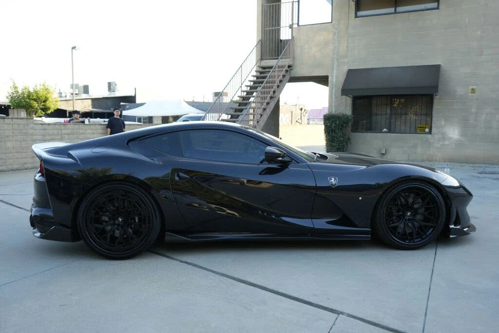 2020 Ferrari 812 Superfast - Image 8 of 23
