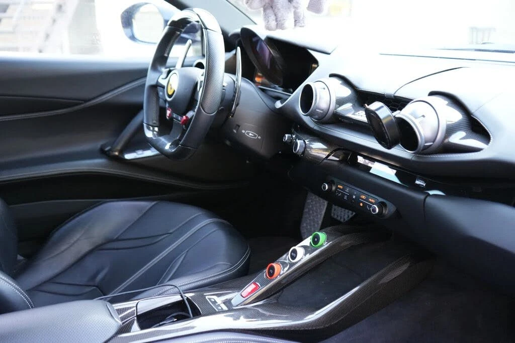 2020 Ferrari 812 Superfast - Image 17 of 23