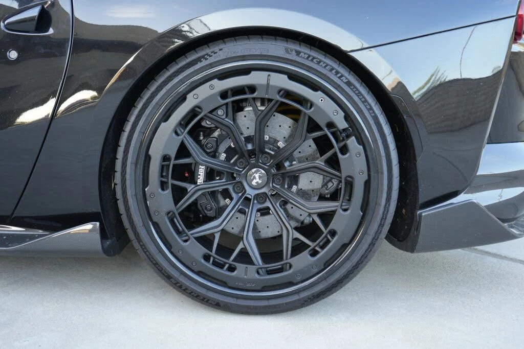 2020 Ferrari 812 Superfast - Image 15 of 23