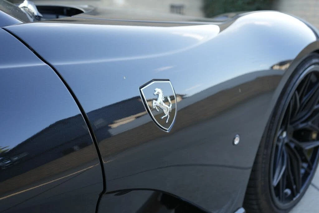 2020 Ferrari 812 Superfast - Image 9 of 23