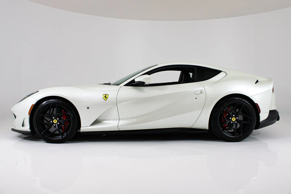 2020 Ferrari 812 Superfast - Image 3 of 31