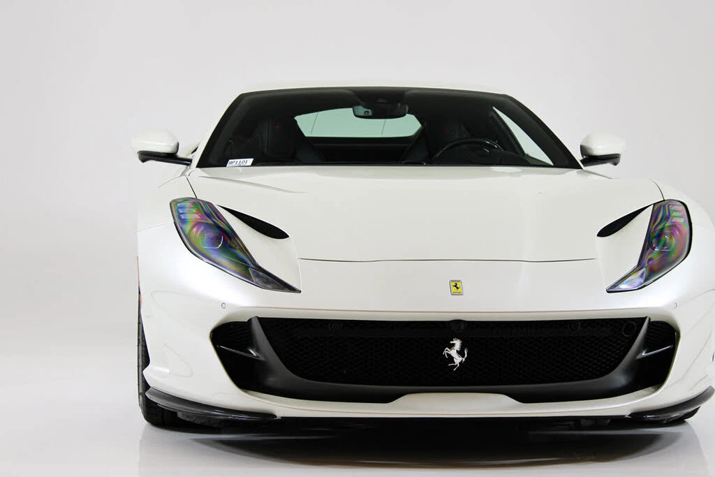 2020 Ferrari 812 Superfast - Image 15 of 31