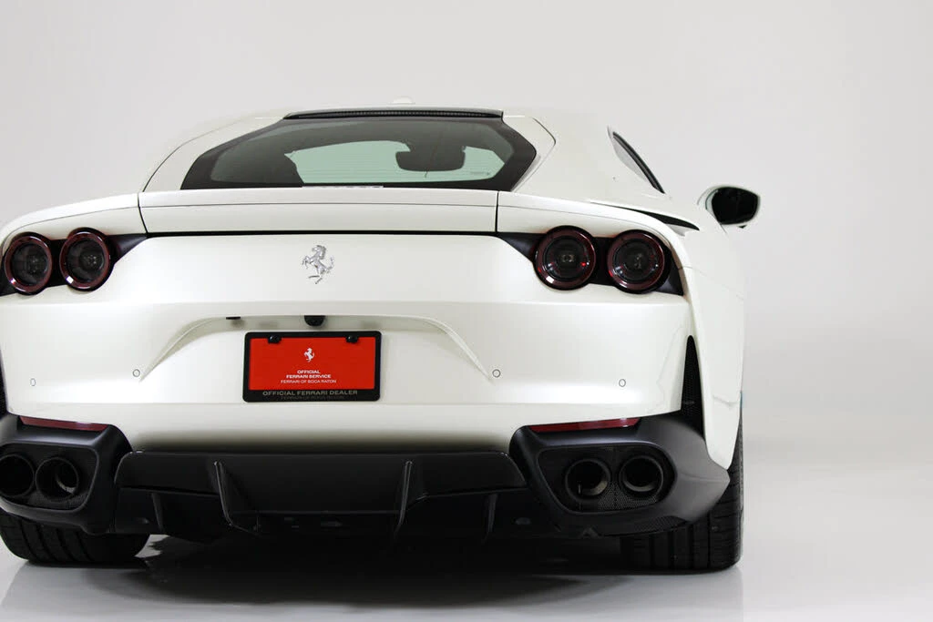 2020 Ferrari 812 Superfast - Image 24 of 31