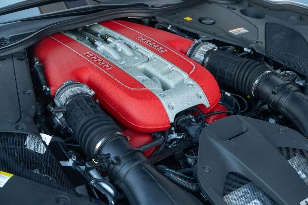 2020 Ferrari 812 Superfast - Image 16 of 21