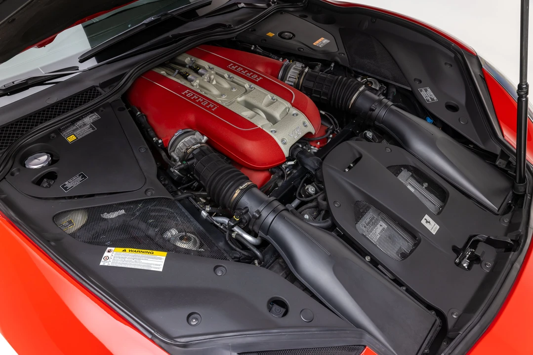 2020 Ferrari 812 Superfast - Image 22 of 31