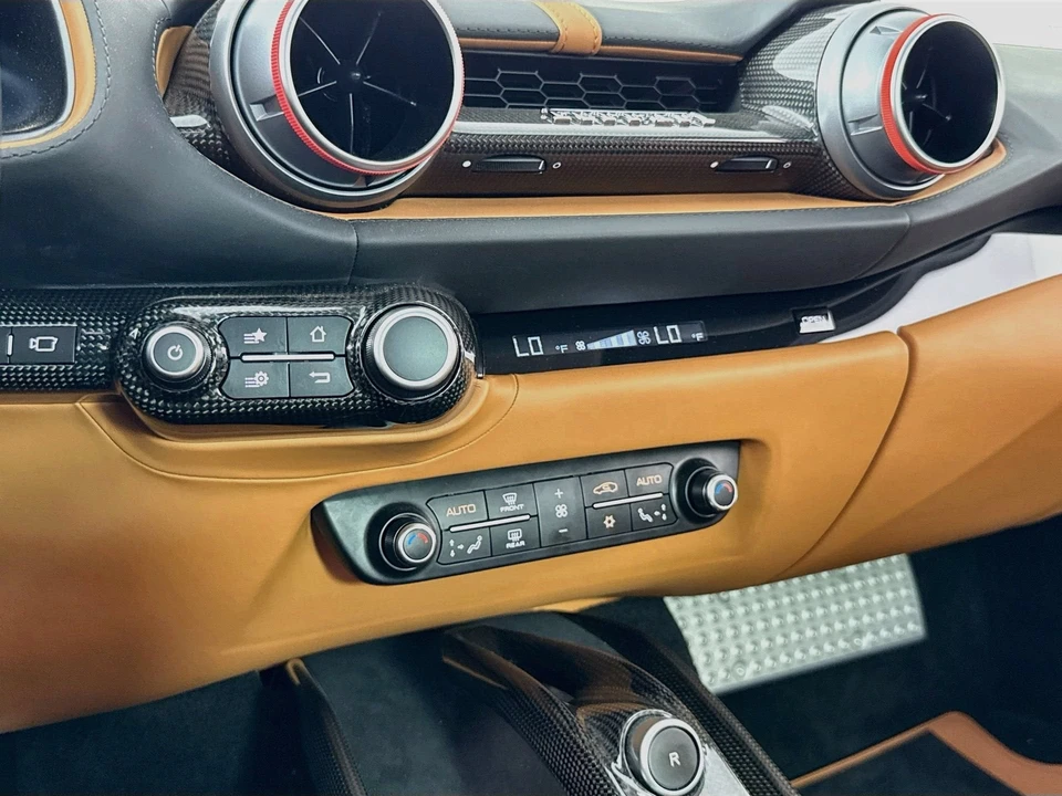2020 Ferrari 812 Superfast - Image 12 of 28