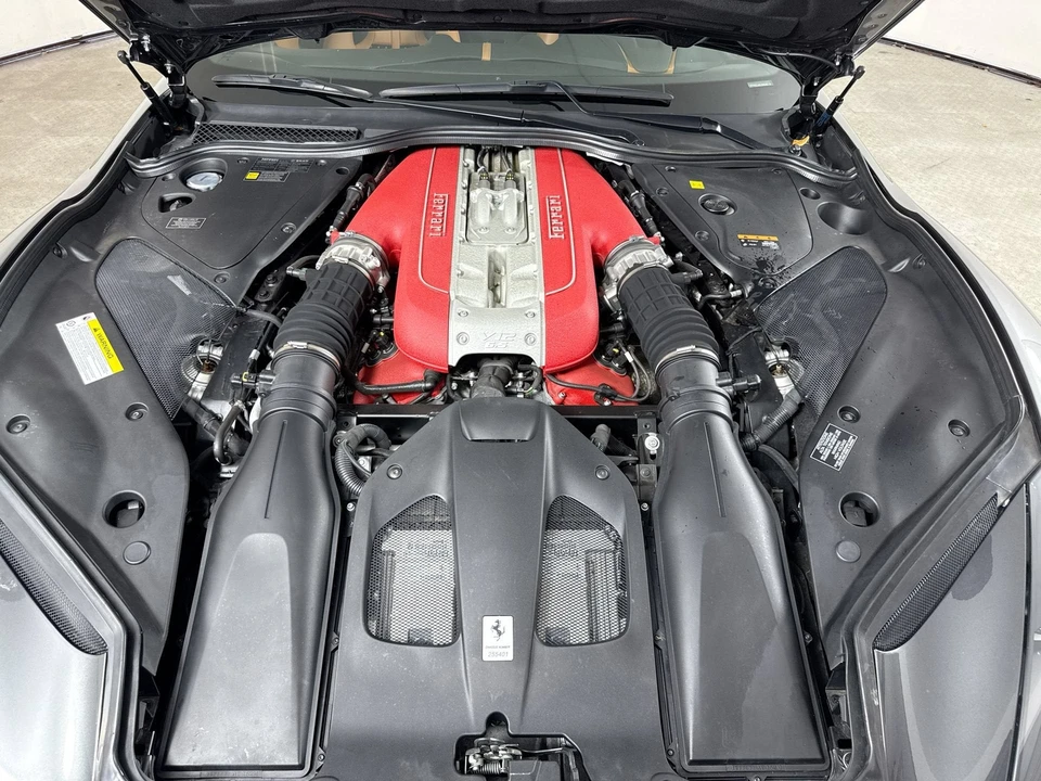 2020 Ferrari 812 Superfast - Image 20 of 28