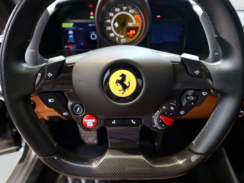 2020 Ferrari 812 Superfast - Image 22 of 31