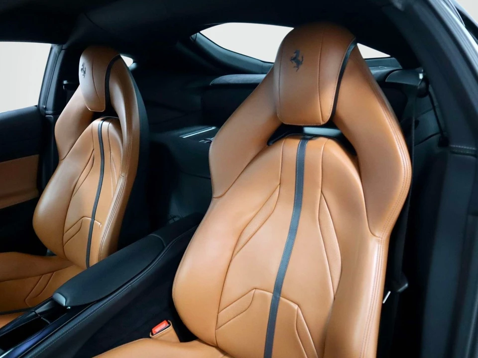 2020 Ferrari 812 Superfast - Image 21 of 31