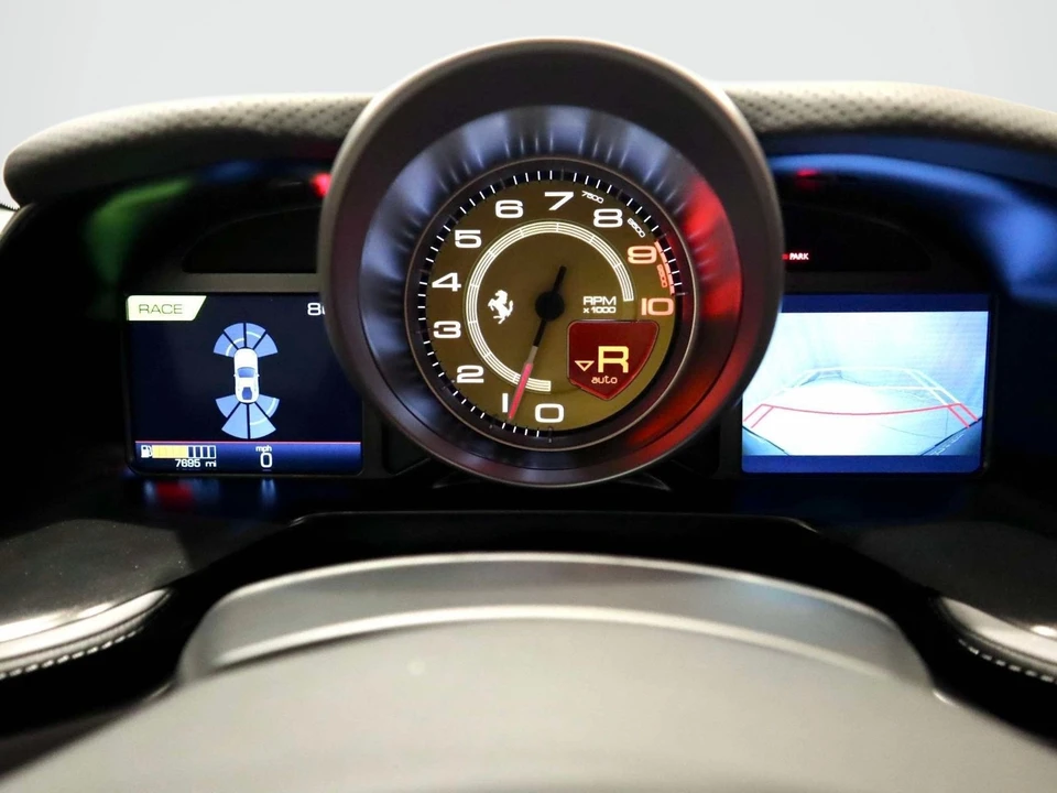 2020 Ferrari 812 Superfast - Image 31 of 31