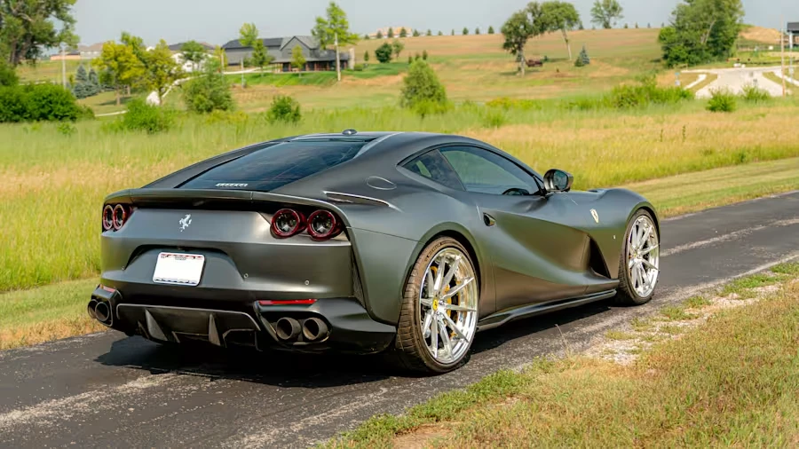 2020 Ferrari 812 Superfast - Image 17 of 31