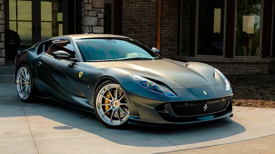 2020 Ferrari 812 Superfast - Image 20 of 31