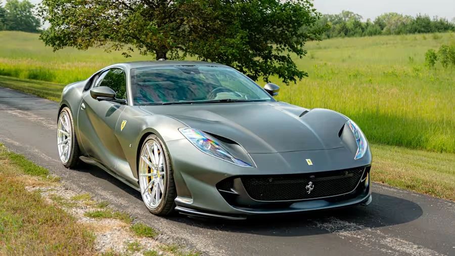 2020 Ferrari 812 Superfast - Image 6 of 31