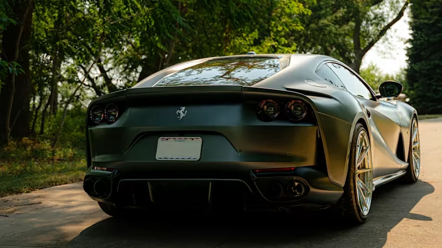 2020 Ferrari 812 Superfast - Image 19 of 31