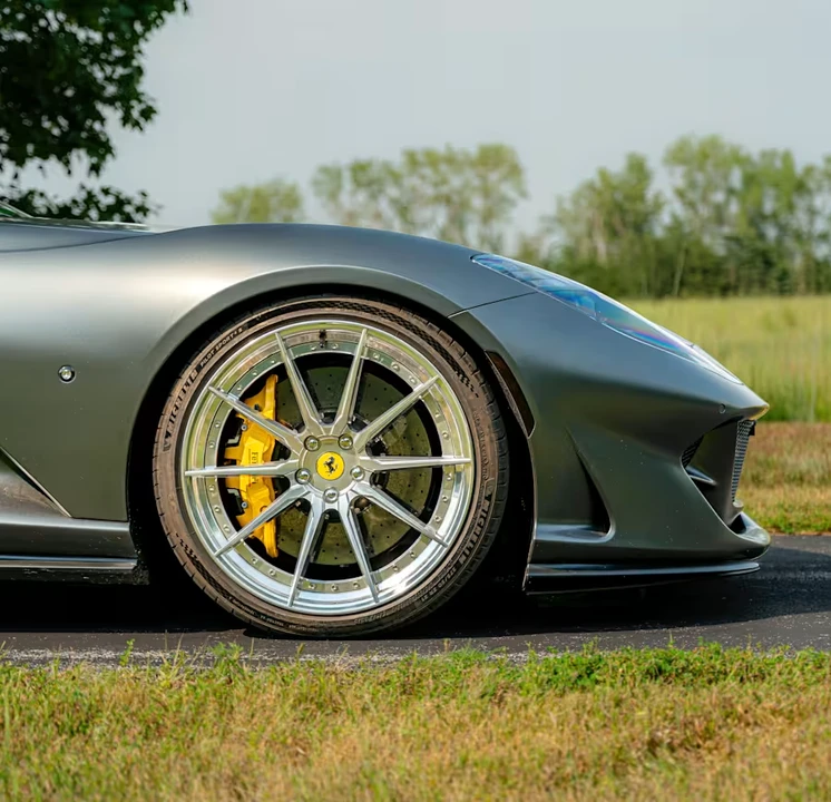 2020 Ferrari 812 Superfast - Image 24 of 31
