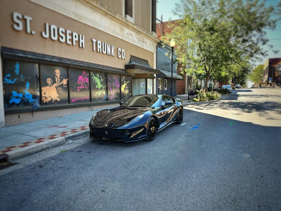 2020 Ferrari 812 Superfast - Image 13 of 31