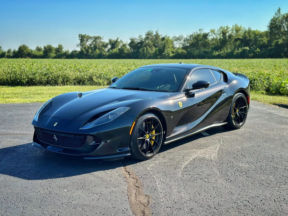 2020 Ferrari 812 Superfast - Image 30 of 31