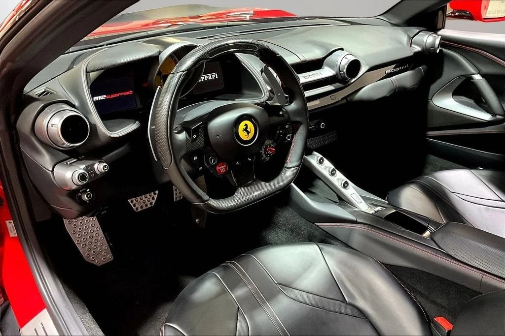 2020 Ferrari 812 Superfast - Image 15 of 30