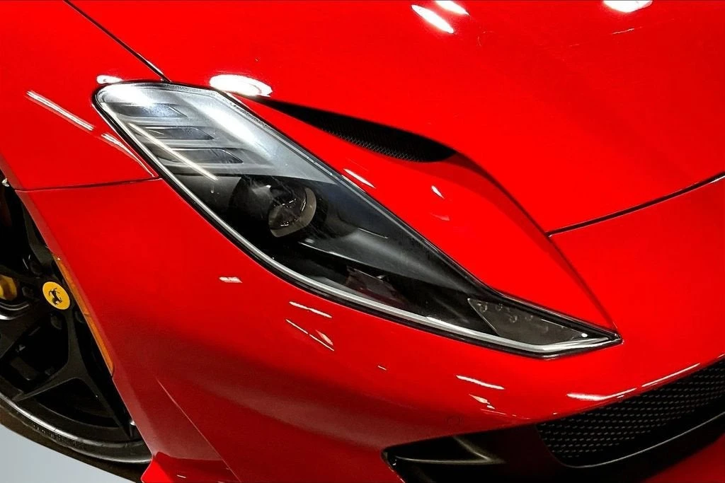 2020 Ferrari 812 Superfast - Image 26 of 30
