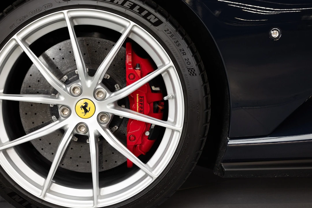 2020 Ferrari 812 Superfast - Image 10 of 31