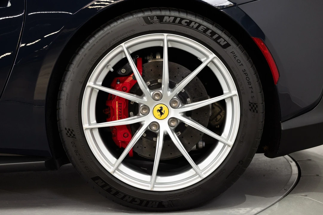 2020 Ferrari 812 Superfast - Image 12 of 31