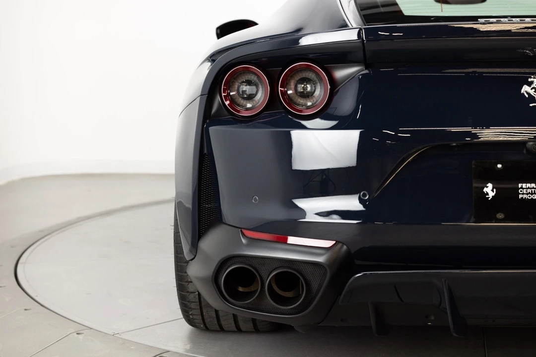 2020 Ferrari 812 Superfast - Image 28 of 31