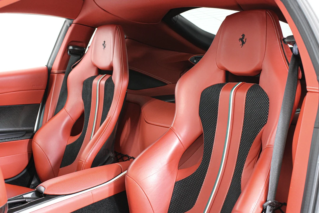 2020 Ferrari 812 Superfast - Image 29 of 31
