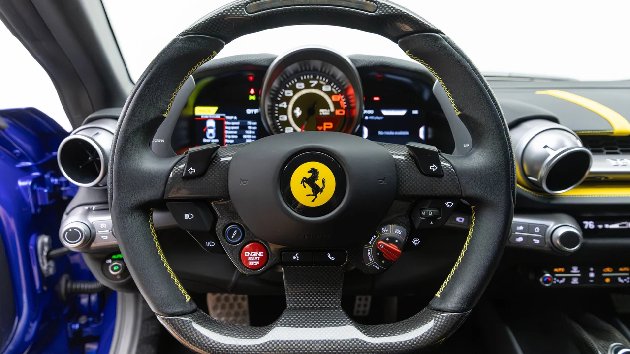 2020 Ferrari 812 Superfast - Image 23 of 31