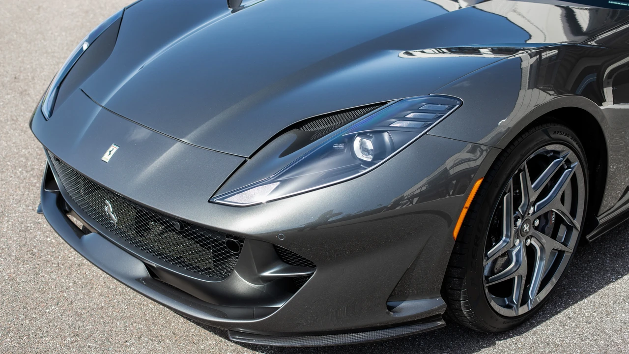 2020 Ferrari 812 Superfast - Image 10 of 31
