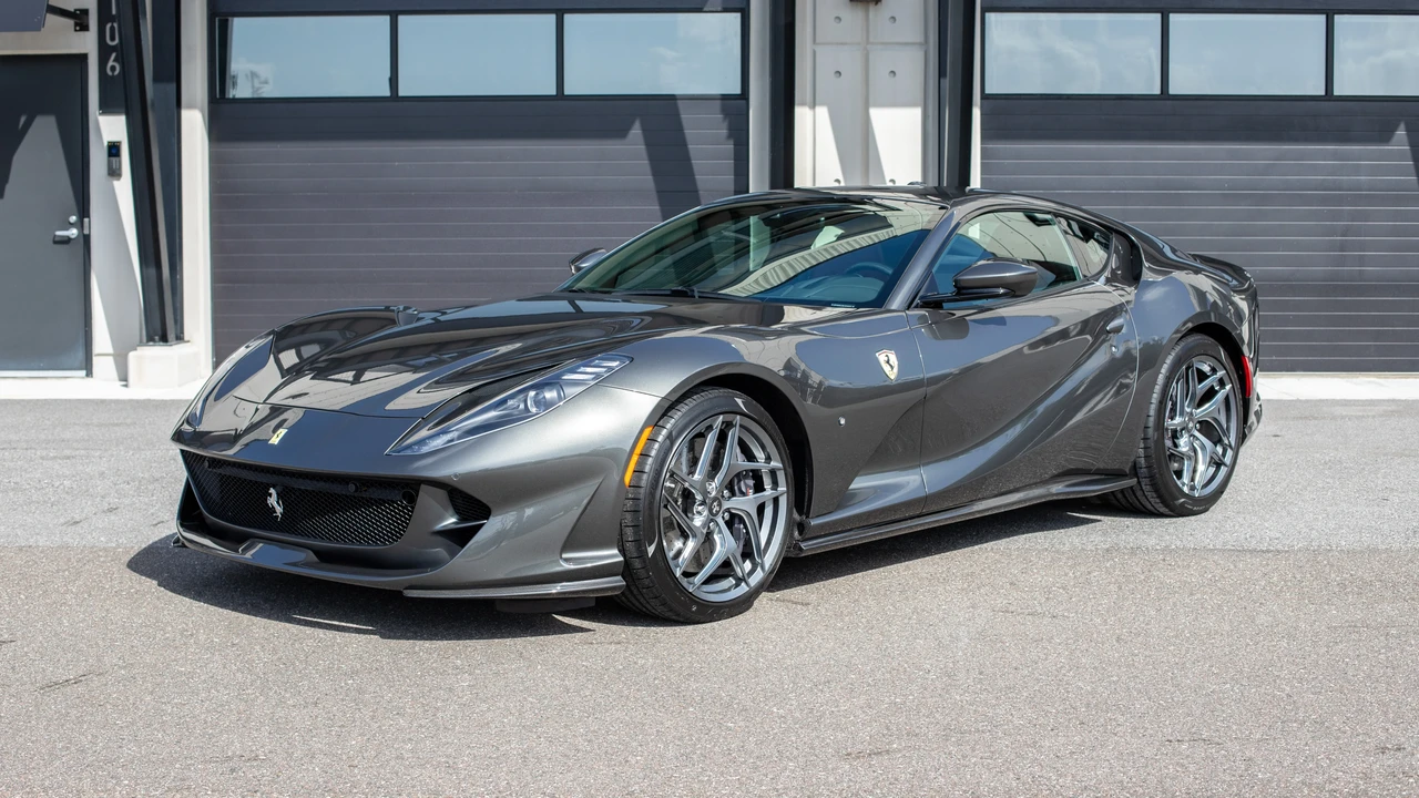 2020 Ferrari 812 Superfast - Image 6 of 31