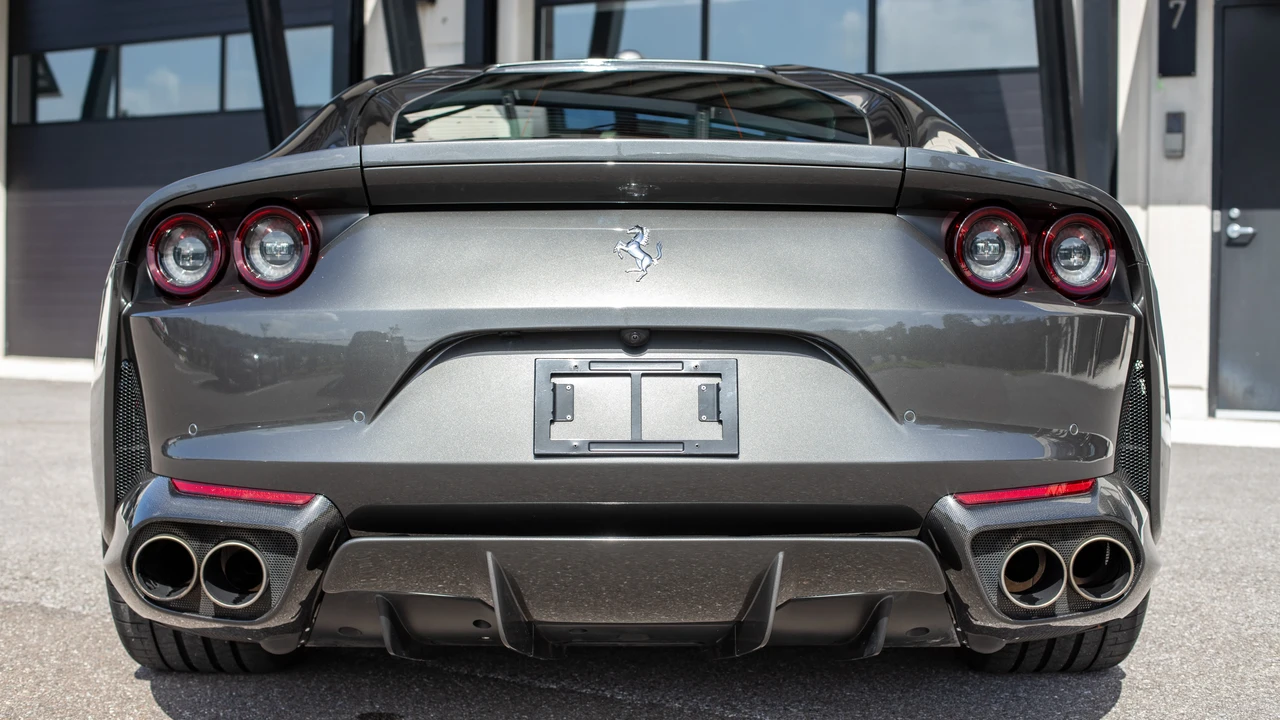 2020 Ferrari 812 Superfast - Image 26 of 31