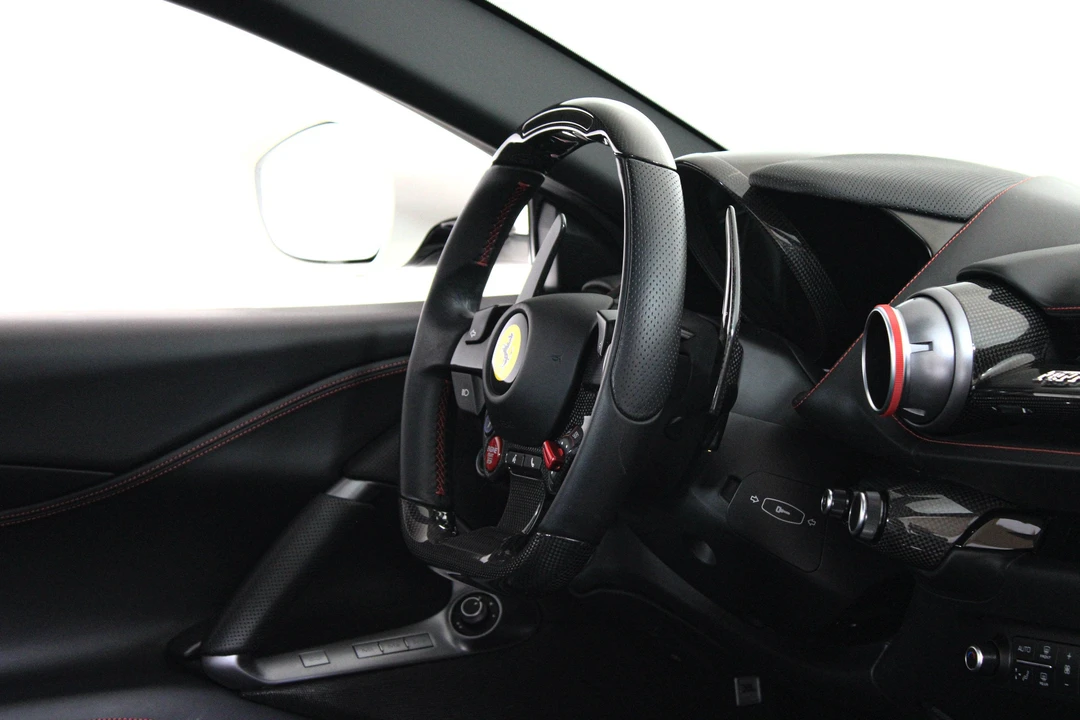 2020 Ferrari 812 Superfast - Image 30 of 31