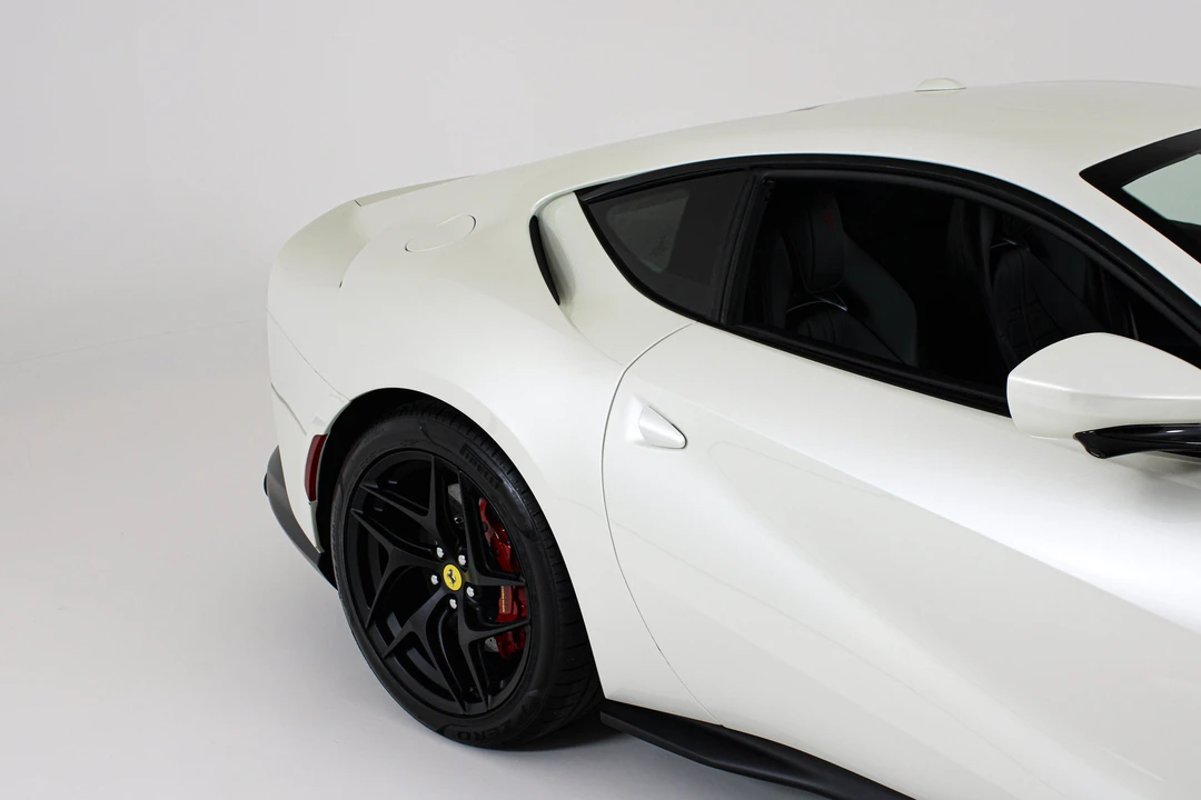 2020 Ferrari 812 Superfast - Image 13 of 31