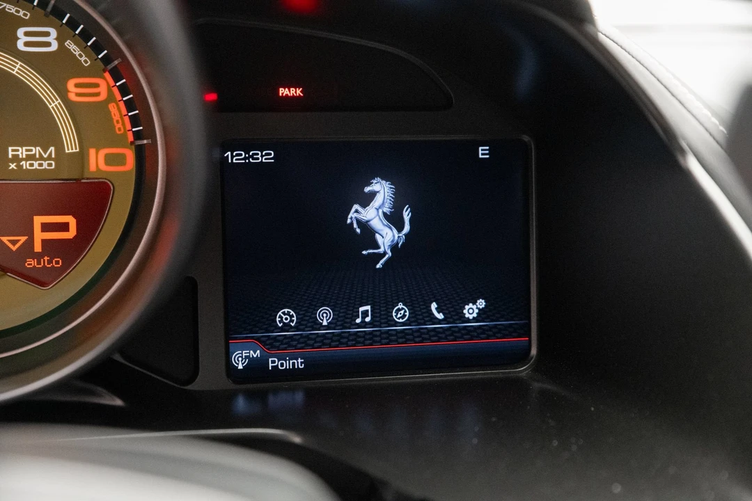 2020 Ferrari 812 Superfast - Image 23 of 28