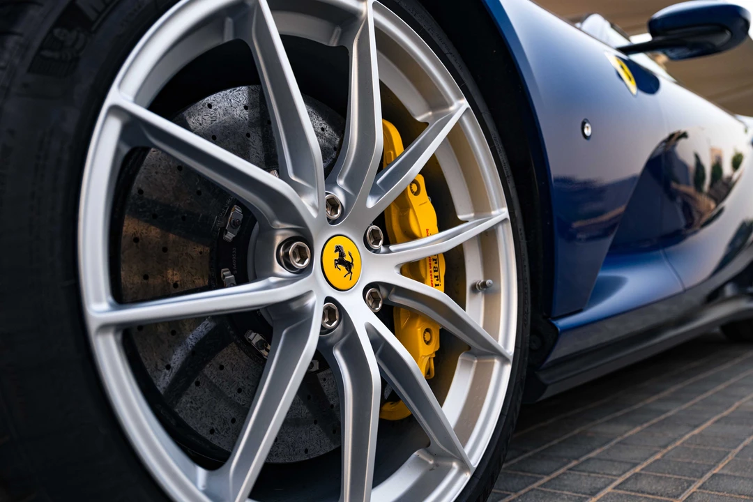 2020 Ferrari 812 Superfast - Image 30 of 31