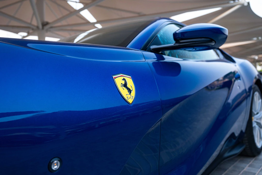 2020 Ferrari 812 Superfast - Image 29 of 31