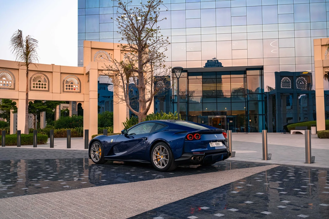 2020 Ferrari 812 Superfast - Image 18 of 31