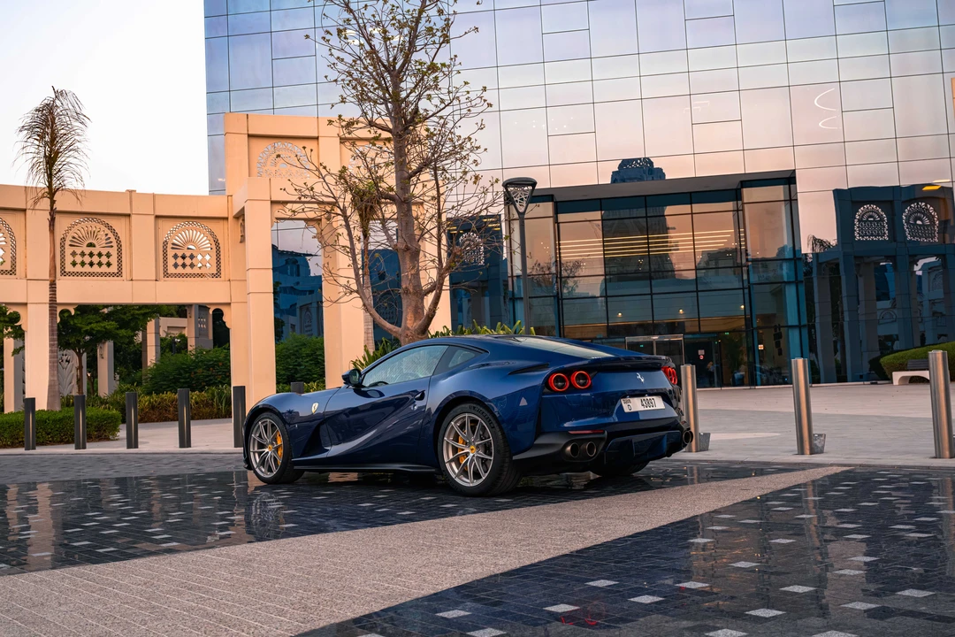 2020 Ferrari 812 Superfast - Image 15 of 31