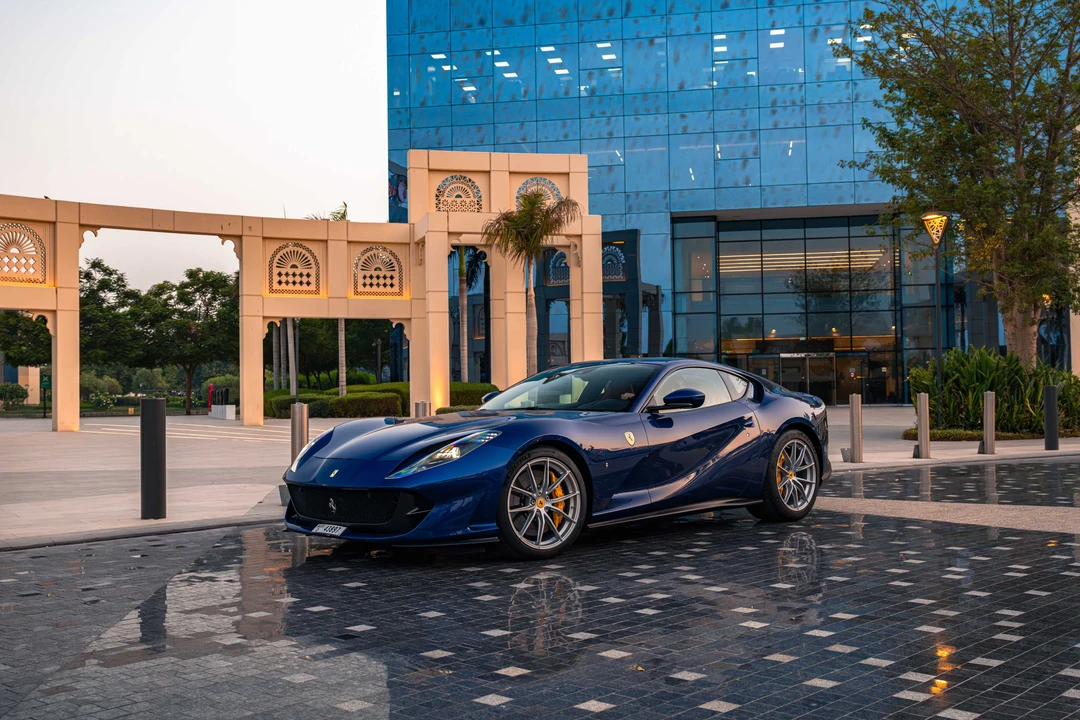 2020 Ferrari 812 Superfast - Image 19 of 31