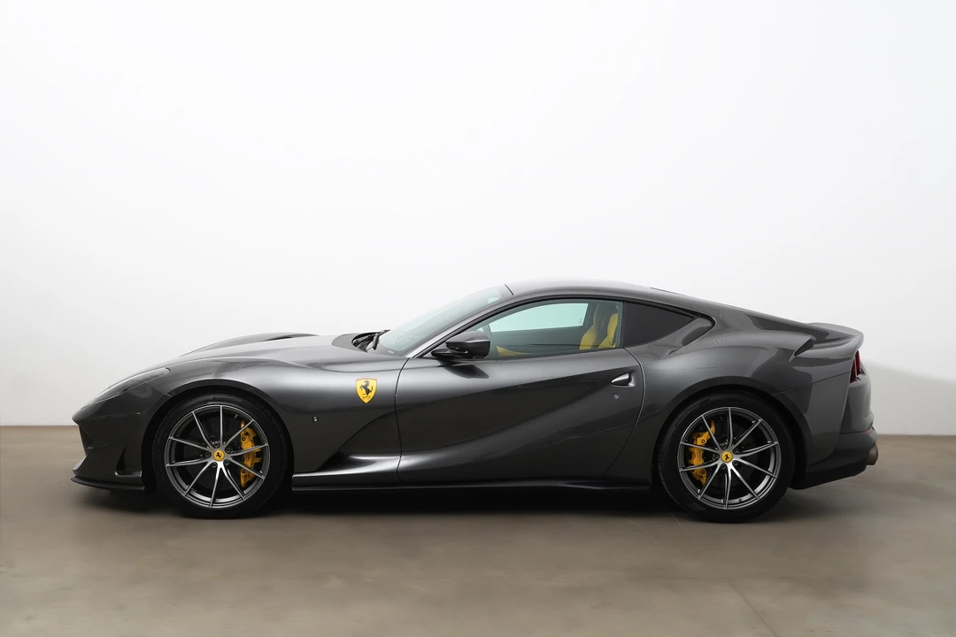 2020 Ferrari 812 Superfast - Image 4 of 31
