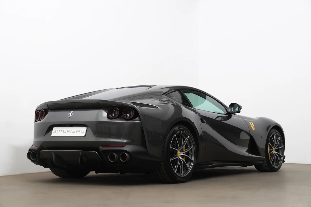 2020 Ferrari 812 Superfast - Image 7 of 31