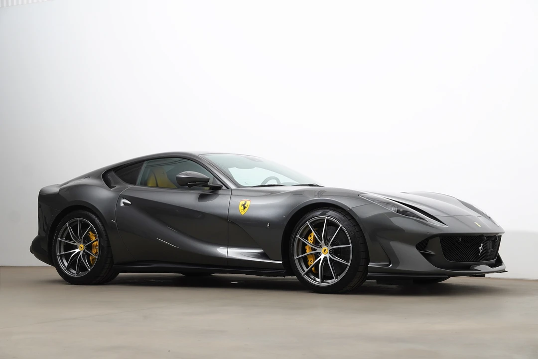 2020 Ferrari 812 Superfast - Image 9 of 31